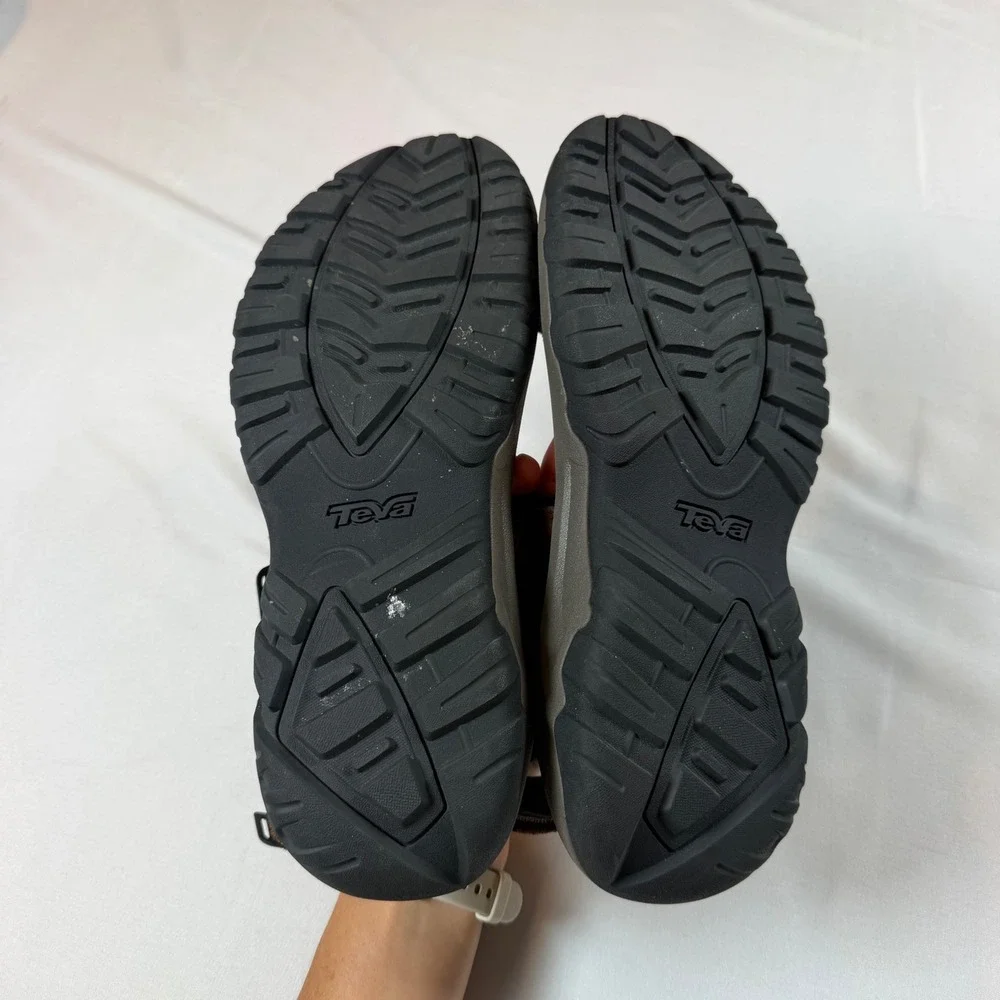 Teva excellent sandals